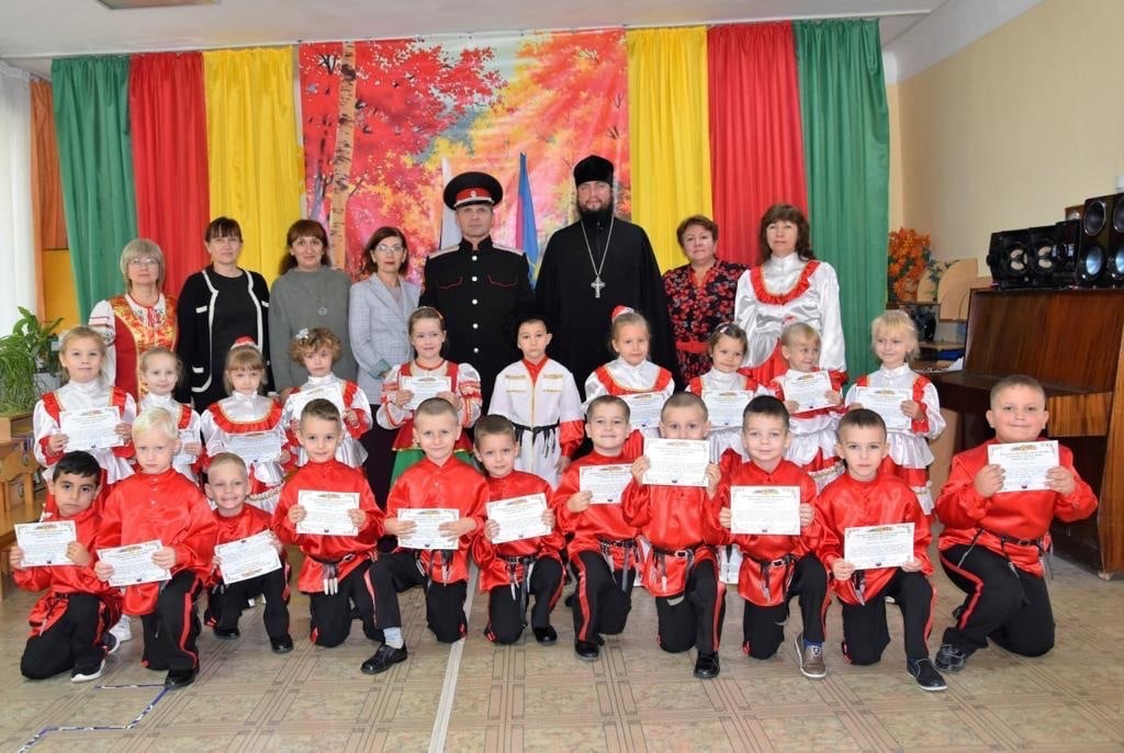 Принятие в казачата воспитанников детского сада «Казачок» N2 г. Абинска.
