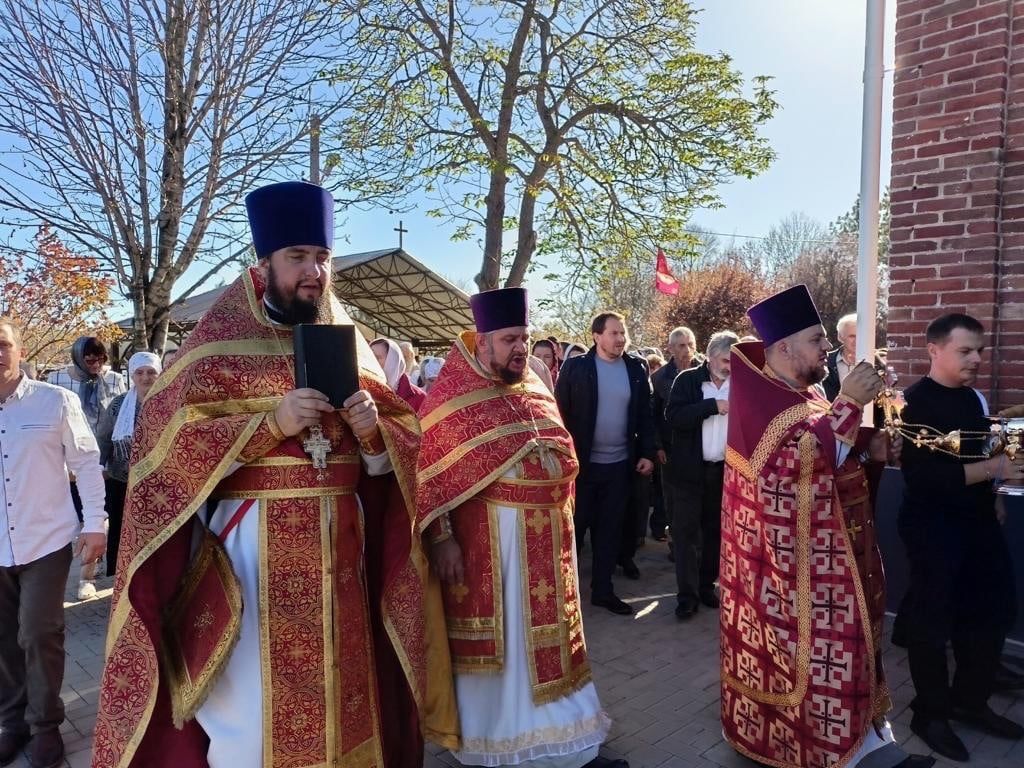 Литургия 8 ноября в храме святого великомученика Димитрия Солунского станицы Мингрельской