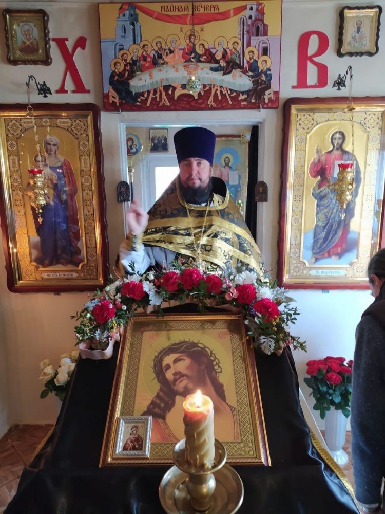27 марта, в среду, литургия Преждеосвященных Даров.